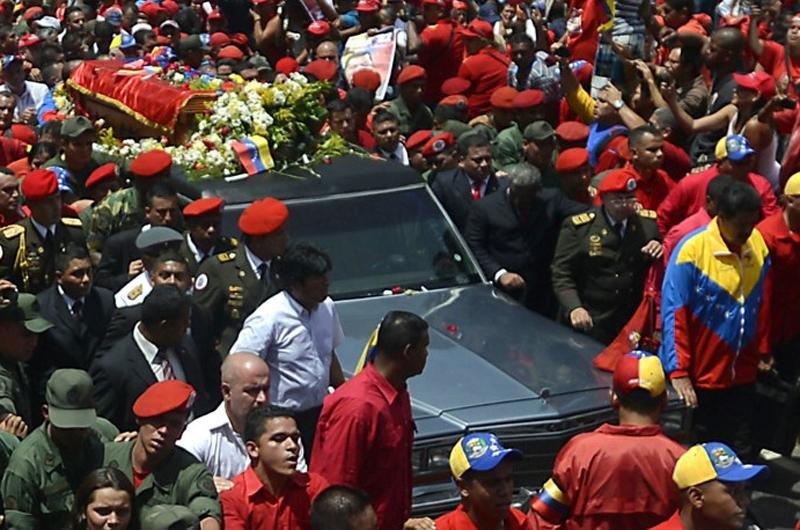 Cortejo percorreu oito quil&ocirc;metros por Caracas e durou mais de sete horas