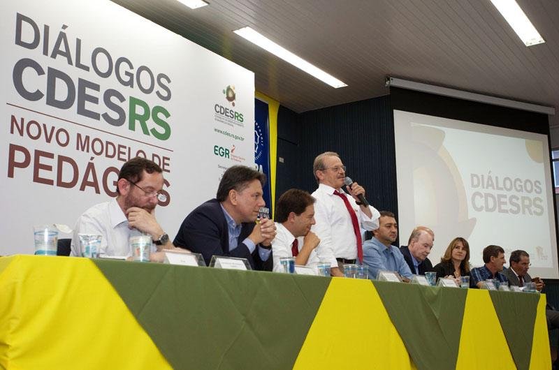 Governador participou de debate sobre modelo de ped&aacute;gios em Carazinho nesta quarta-feira