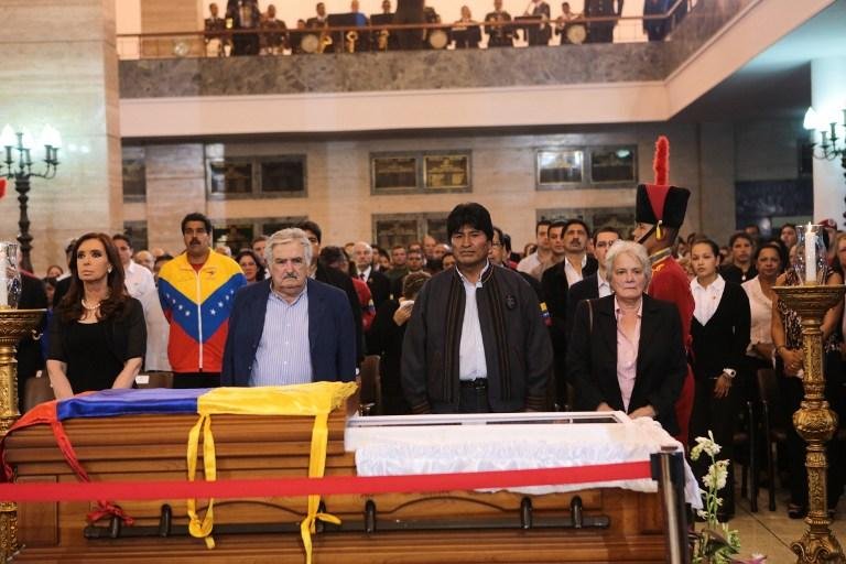 L&iacute;deres sul-americanos acompanham vel&oacute;rio de Ch&aacute;vez