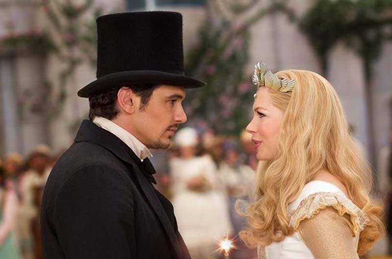 James Franco &eacute; o m&aacute;gico que chega &agrave; terra de Oz