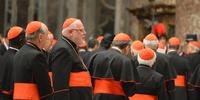 Mais de 100 cardeias irão se reunir durante conclave