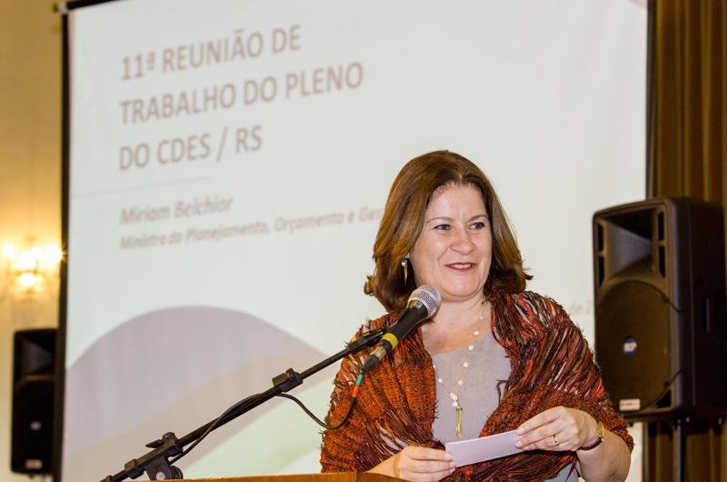 Miriam Belchior destaca investimentos no p&oacute;lo naval do Estado
