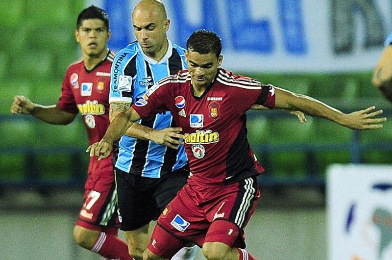 Rui Costa minimizou fracasso diante do Caracas e diz que campanha n&atilde;o &eacute; irregular