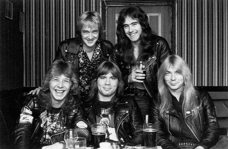 Clive Burr tocou com o Iron Maiden entre 1979 e 1982
