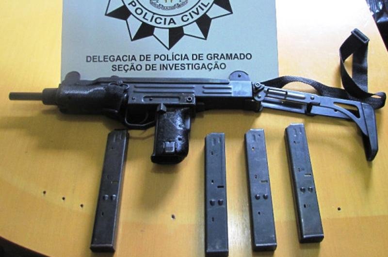 Submetralhadora de fabrica&ccedil;&atilde;o israelense &eacute; apreendida em Taquara