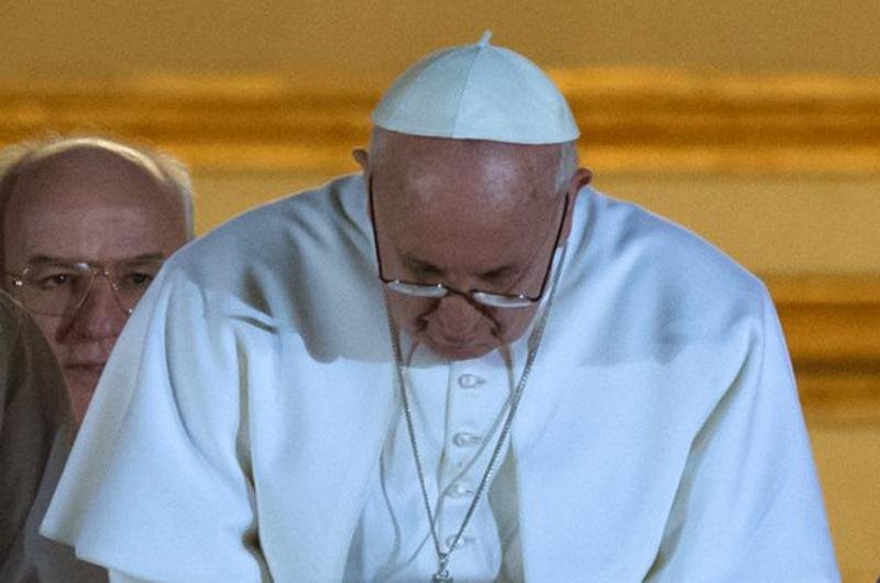 Justi&ccedil;a francesa tentou em v&atilde;o interrogar Bergoglio por morte de padre