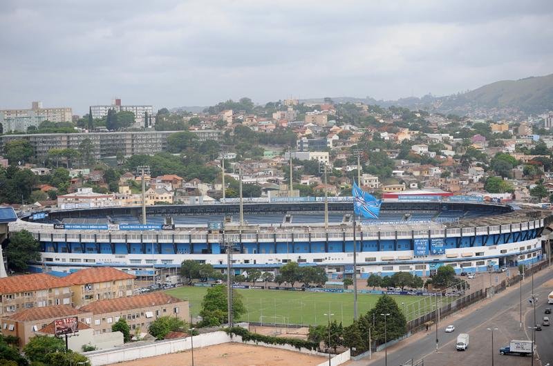 Implos&atilde;o do Ol&iacute;mpico ainda n&atilde;o tem data definida