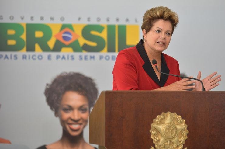 Dilma pediu que empres&aacute;rios tenham consci&ecirc;ncia para baratear a cesta b&aacute;sica