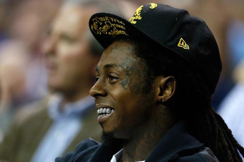 Rapper Lil Wayne afirma que est&aacute; bem
