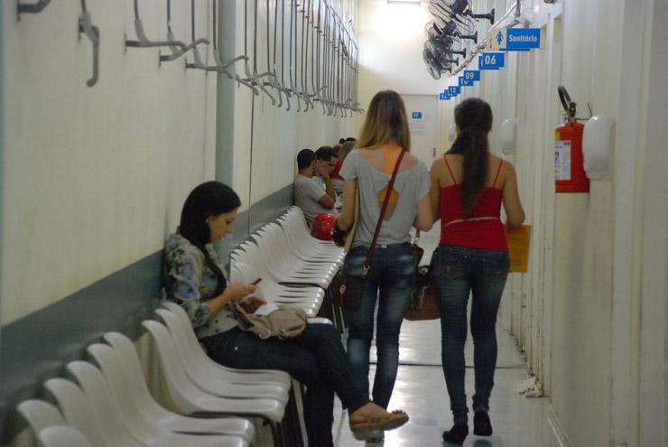 Pessoas que tiveram contato com fuma&ccedil;a do in&ecirc;ndio na boate Kiss devem ser examinadas