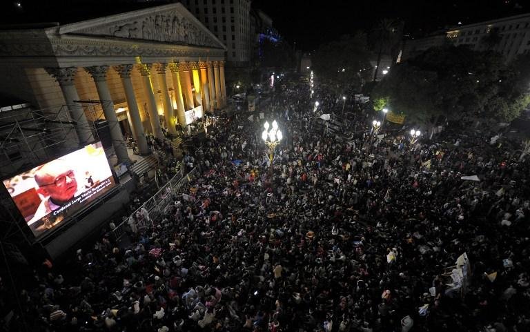 Vig&iacute;lia em Buenos Aires come&ccedil;ou ainda durante a noite