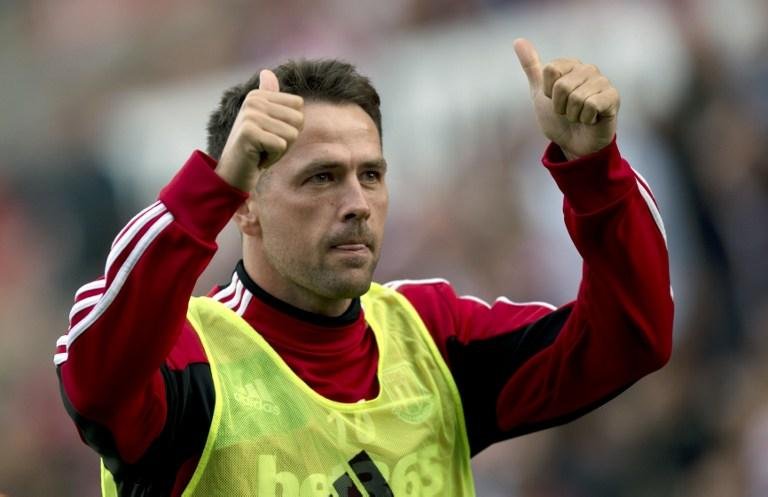 Owen se tornou quarto maior artilheiro da hist&oacute;ria da sele&ccedil;&atilde;o inglesa com 40 gols 