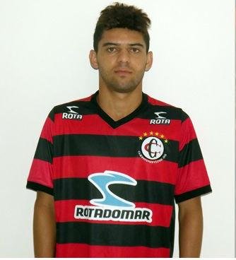 Bismarck foi observado por olheiros do Inter 