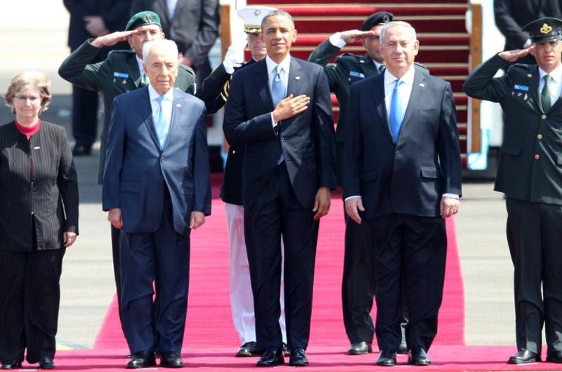 Presidente americano foi recebido pelo presidente Shimon Peres e pelo primeiro-ministro Benjamin Netanyahu