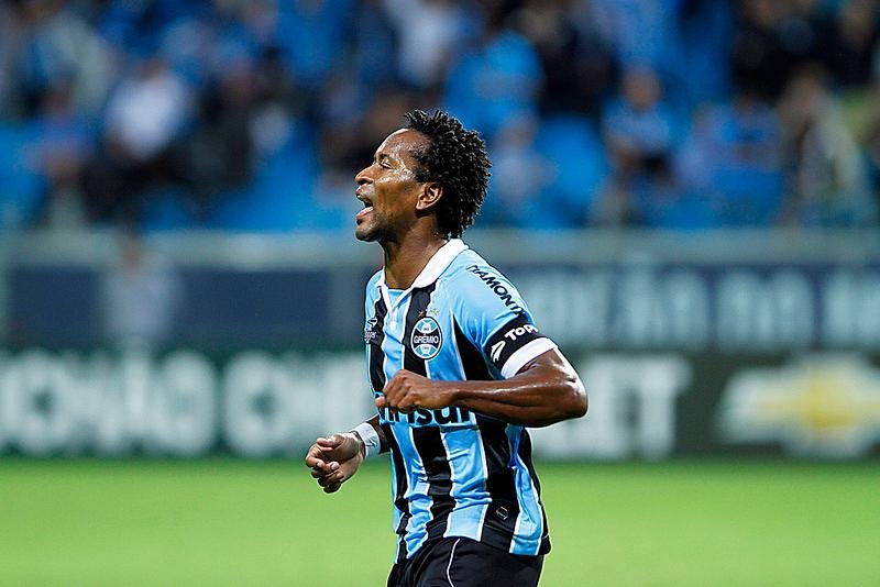 Z&eacute; Roberto comandar&aacute; o Gr&ecirc;mio diante do Pelotas 