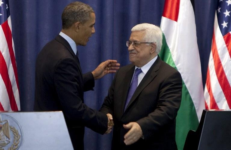 O presidente dos EUA, Barack Obama, foi recebido pelo colega palestino, Mahmud Abbas