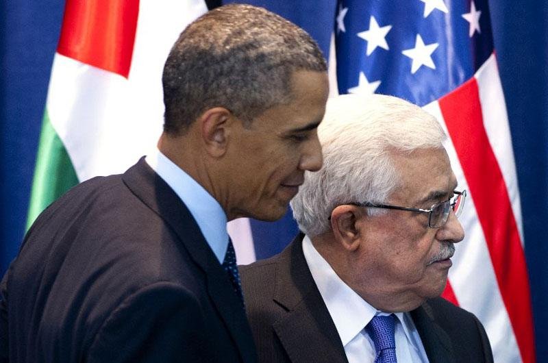 O presidente dos EUA, Barack Obama, foi recebido pelo colega palestino, Mahmud Abbas