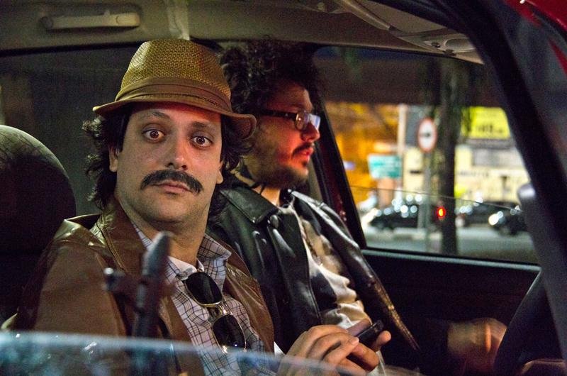 A&ccedil;&atilde;o de ladr&otilde;es atrapalhados &eacute; o tema do filme &acute;Vai Que D&aacute; Certo&acute;