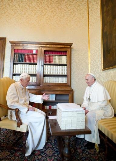 Reforma da C&uacute;ria e divis&otilde;es internas da Igreja est&atilde;o entre os assuntos a serem discutidos