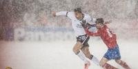 Nevasca dificultou as condições de jogo no duelo entre EUA e Costa Rica