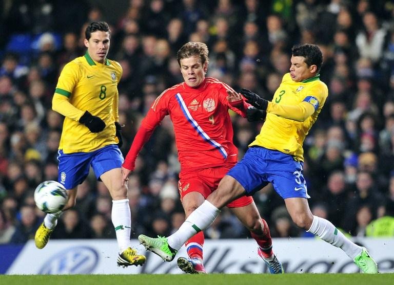 Ap&oacute;s vaias &agrave; Sele&ccedil;&atilde;o, Thiago Silva pede calma &agrave; torcida