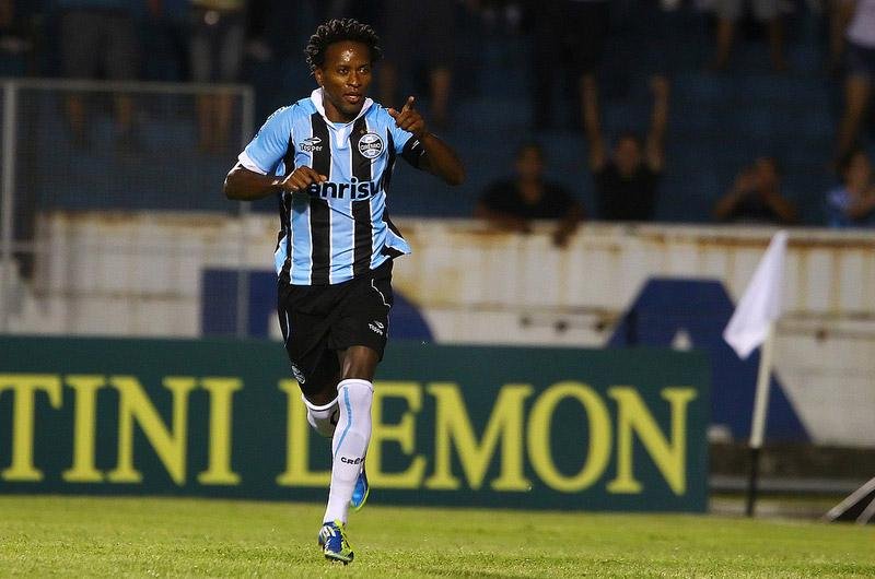 Z&eacute; Roberto realizou atividade leve para evitar desgaste f&iacute;sico