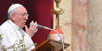 Papa celebrou missa de Páscoa neste domingo no Vaticano