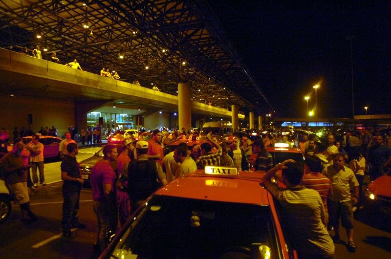 Brigada Militar acompanhou a a&ccedil;&atilde;o dos taxistas