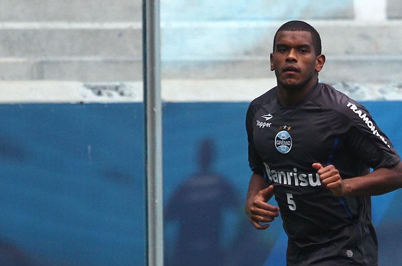 Fernando aguarda convoca&ccedil;&atilde;o da Sele&ccedil;&atilde;o nesta ter&ccedil;a