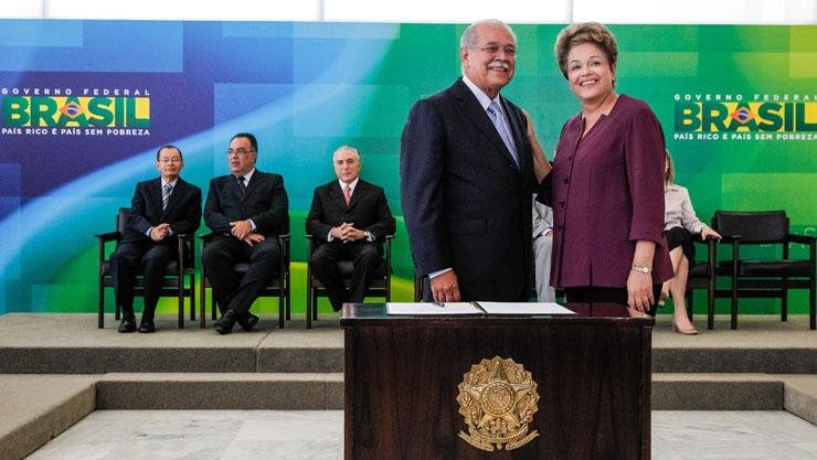 Dilma empossou nesta quarta-feira C&eacute;sar Borges como ministro dos Transportes