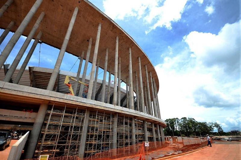 Fifa veta nome de Man&eacute; Garrincha para est&aacute;dio de Bras&iacute;lia