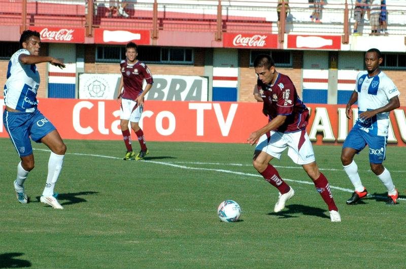 Caxias bate Cruzeiro por 1 a 0, em Canoas