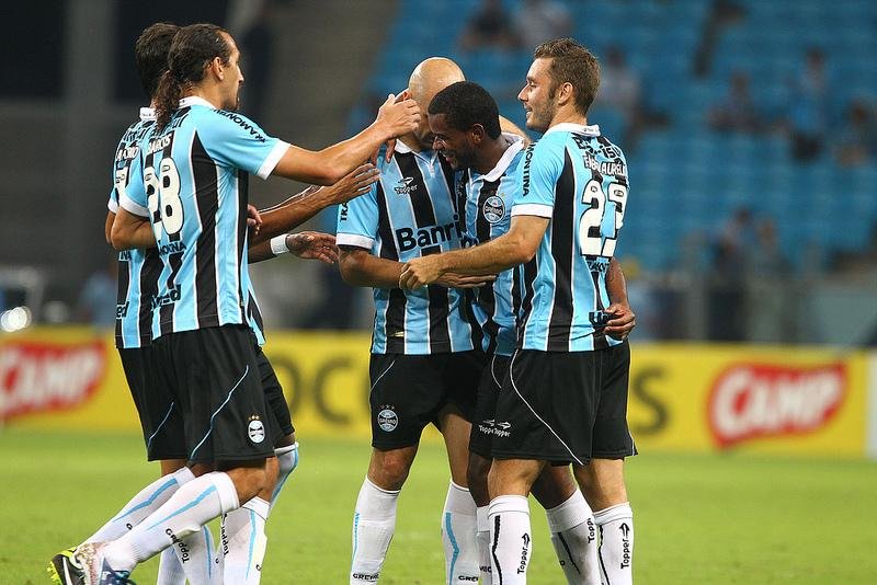 Tricolor venceu Cer&acirc;mica por resultado apertado