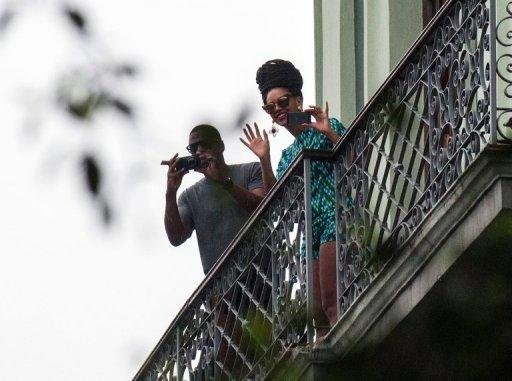 Artistas comemoraram anivers&aacute;rio de casamento na ilha