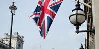Bandeira na Inglaterra foram colocadas a meio mastro