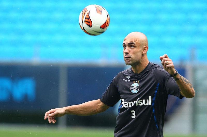 Cris afirmou que Fred &eacute; melhor atacante do futebol brasileiro