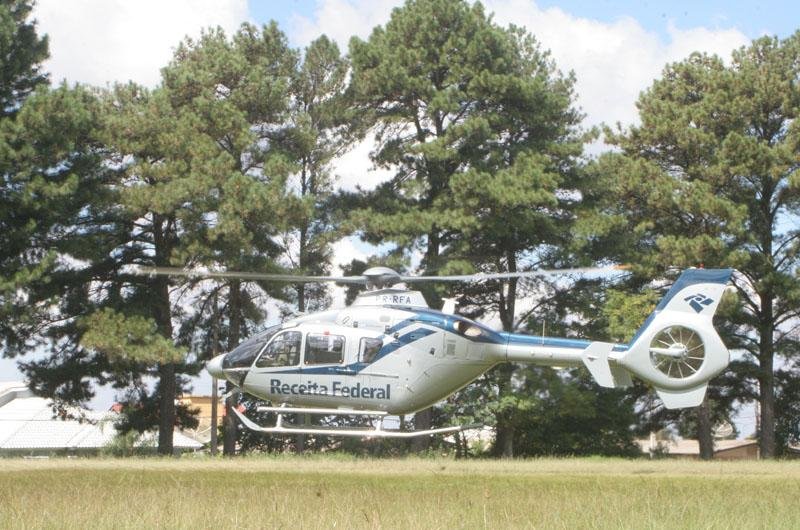 Receita vai utilizar helic&oacute;ptero em duas opera&ccedil;&otilde;es no RS