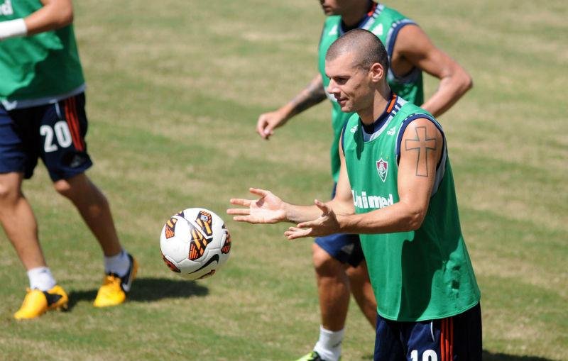 W&aacute;gner mant&eacute;m serenidade antes de decis&atilde;o com Gr&ecirc;mio 