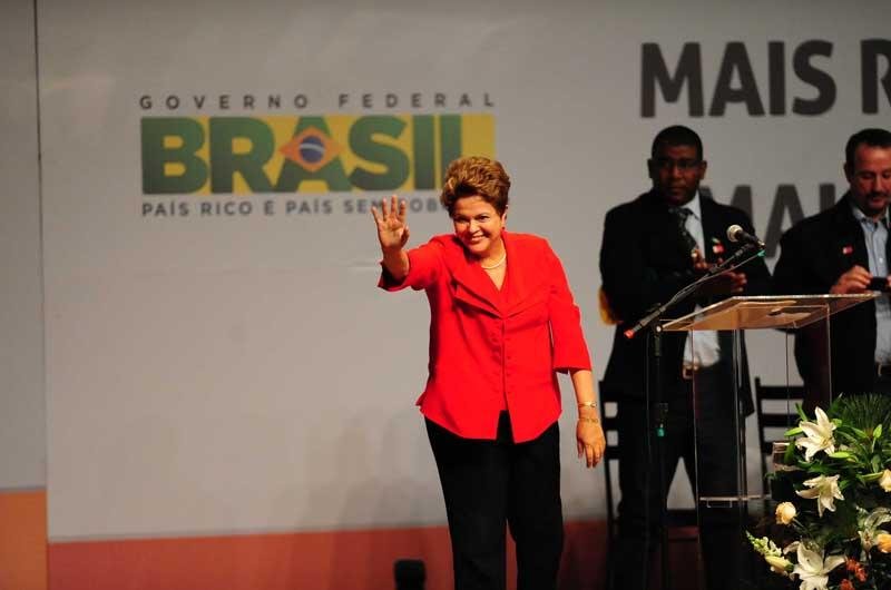 Presidente acenou e agradeceu a todos que estavam presentes