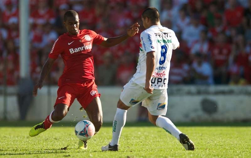 Juan fica fora de &uacute;ltimo treino e ser&aacute; poupado contra o Juventude
