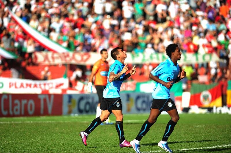 Vargas e Biteco defender&atilde;o o Gr&ecirc;mio diante do Novo Hamburgo