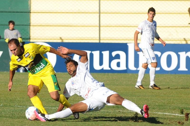 Cruzeiro ganhou e mandou Cer&acirc;mica para a Divis&atilde;o de Acesso
