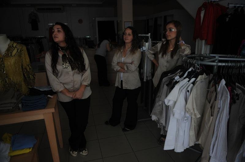 Falta de luz prejudica comerciantes no Centro nesta segunda