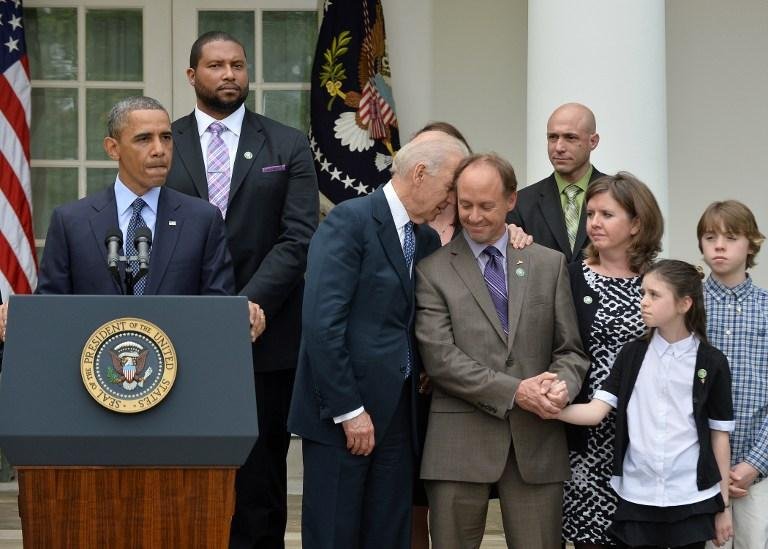 ``Foi um dia vergonhoso&acute;&acute;, critica Obama ap&oacute;s bloqueio da reforma no controle de armas