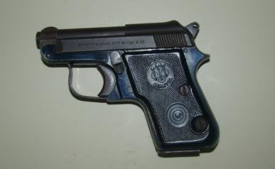 Com suspeito foi apreendida uma pistola