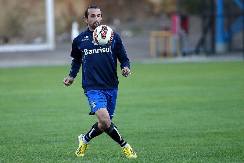 Barcos &eacute; um dos destaques do Gr&ecirc;mio contra o Huachipato