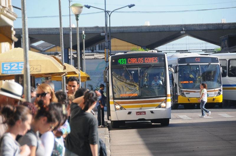 Expectativa &eacute; que aprova&ccedil;&atilde;o de projeto reduza encargos para empresas de &ocirc;nibus