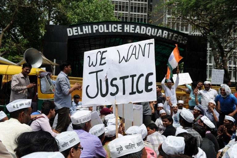Manifestantes indianos pediram justi&ccedil;a ap&oacute;s caso de estupro de menina de 5 anos