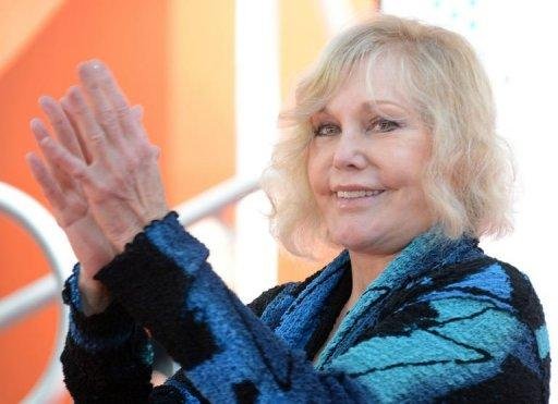 Atriz tamb&eacute;m entregar&aacute; um dos pr&ecirc;mios principais na cerim&ocirc;nia de encerramento