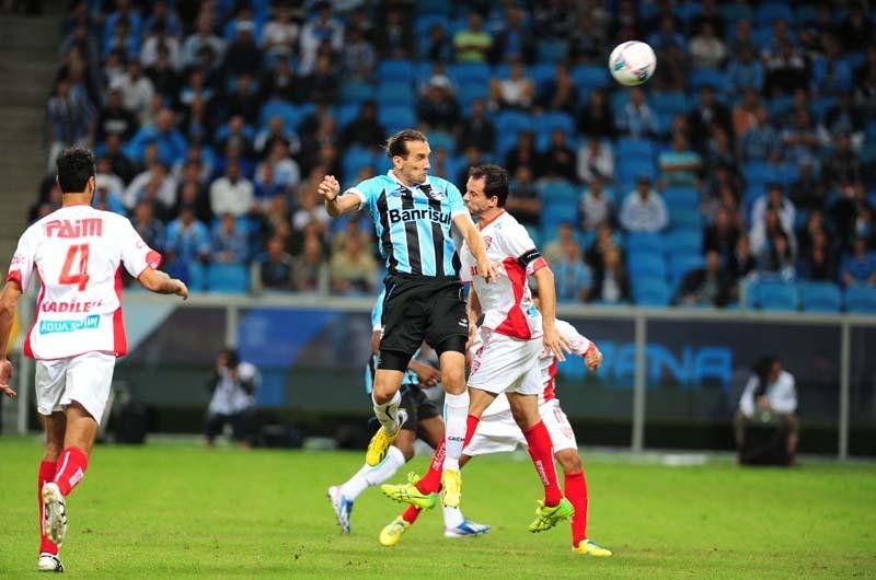 Barcos teve poucas chances de marcar contra S&atilde;o Luiz 